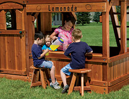 157 Lemonade Stand with Stools Clubhouse